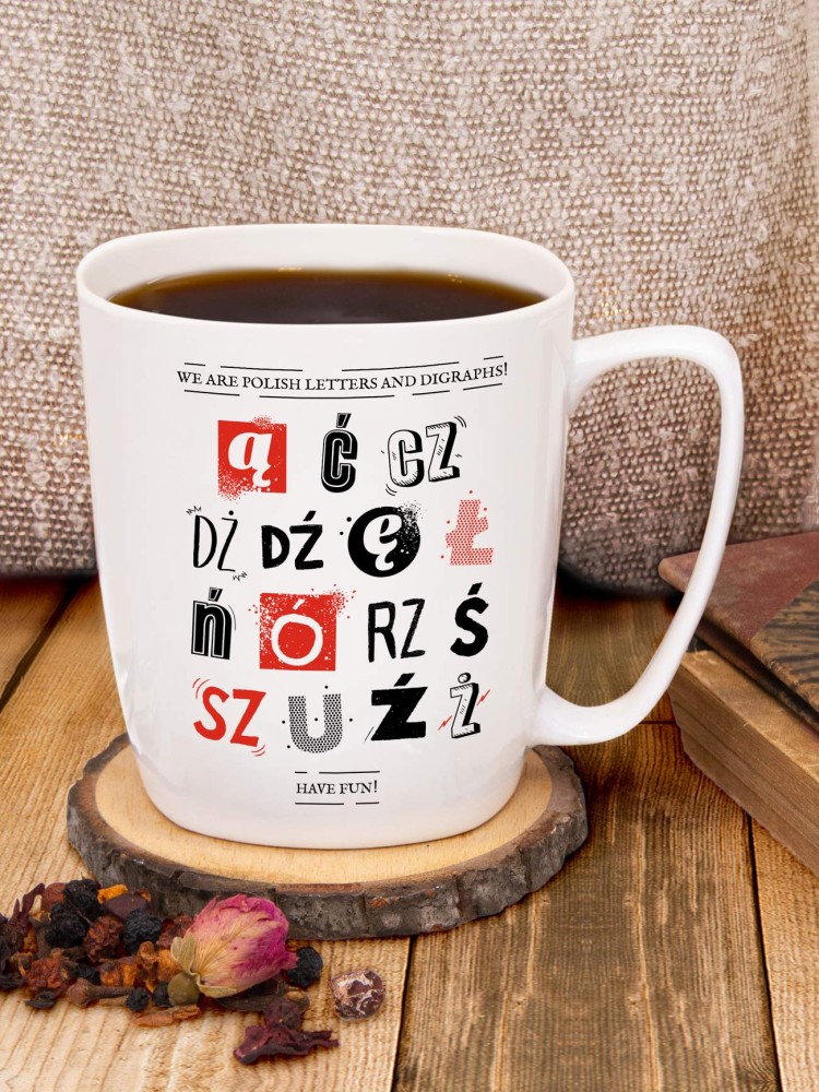 POLSKIE LITERKI / POLISH LETTERS / kubek biały z uchem