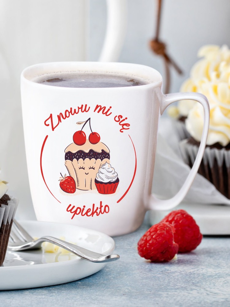 ZNOWU MI SIĘ UPIEKŁO / kubek biały z uchem