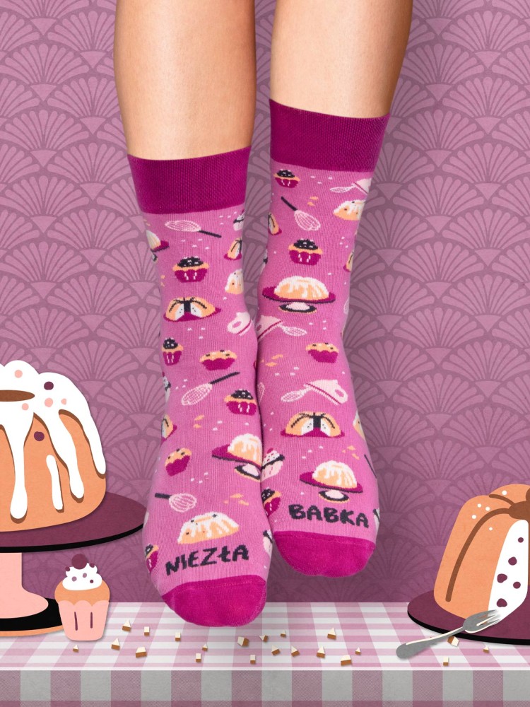 NIEZŁA BABKA / skarpety