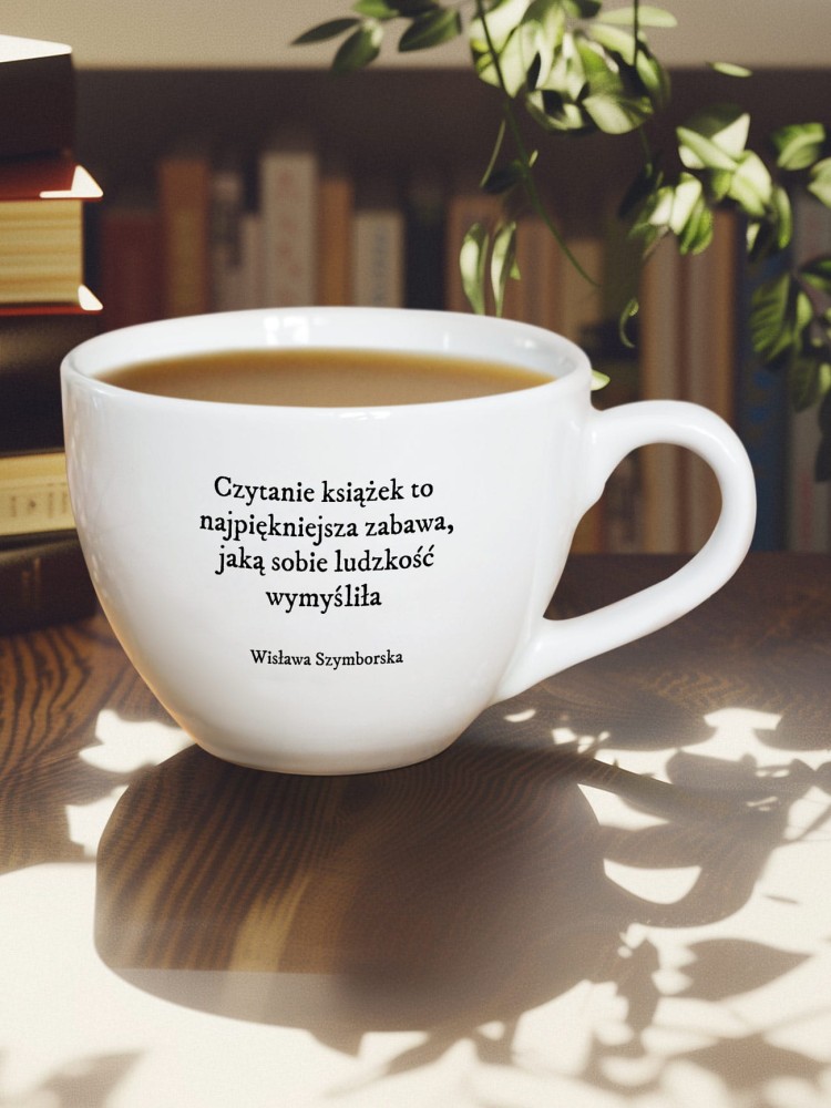 CZYTANIE KSIĄŻEK / Wisława Szymborska / kubek biały z uchem / 500 ml 