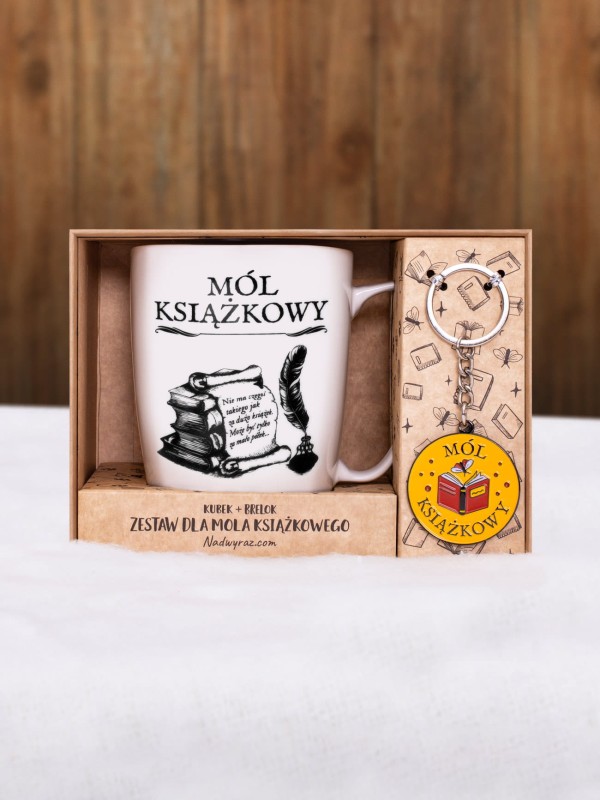 Zestaw-dla-Mola-ksiazkowego-Kubek-brelok-nadwyrazcom.jpg