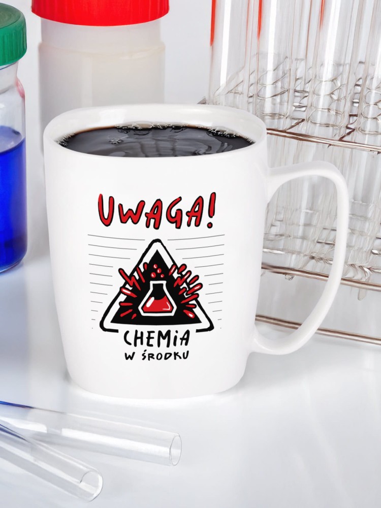 CHEMIA W ŚRODKU / kubek biały z uchem