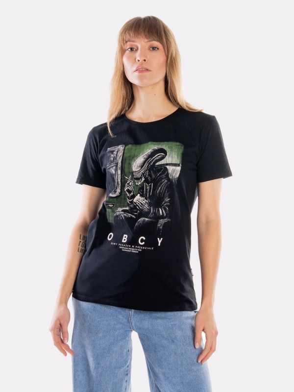 Koszulka_PigOut_Obcy_modelka_nadwyrazcom_2.jpg