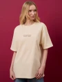 Koszulka-Szymborka-niebo-oversize-nadwyrazcom-1.webp
