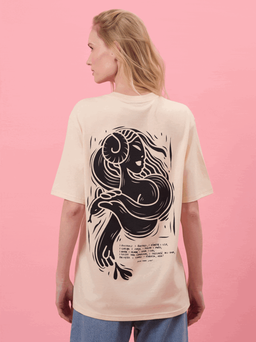 KOBIETA - ACHA! / Julian Tuwim / koszulka oversize unisex / beżowa