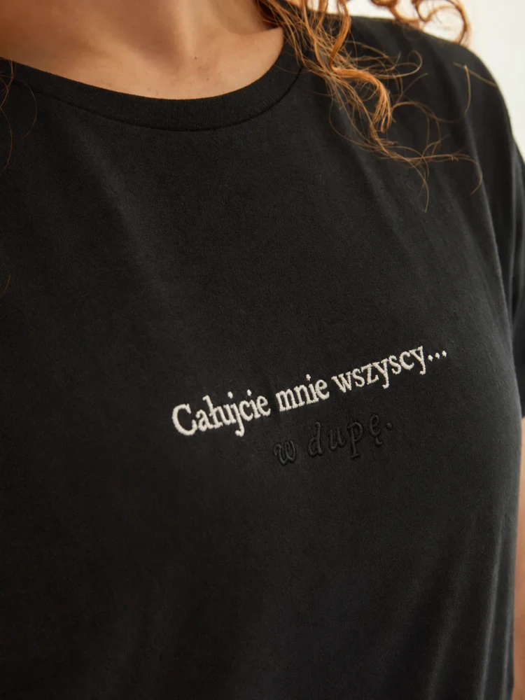 CAŁUJCIE MNIE WSZYSCY W DUPĘ / Julian Tuwim / koszulka damska / czarna