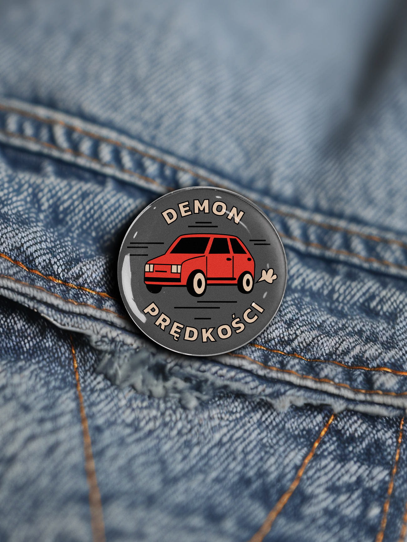 MALUCH / DEMON PRĘDKOŚCI / przypinka prezent dla fana motoryzacji i samochodów