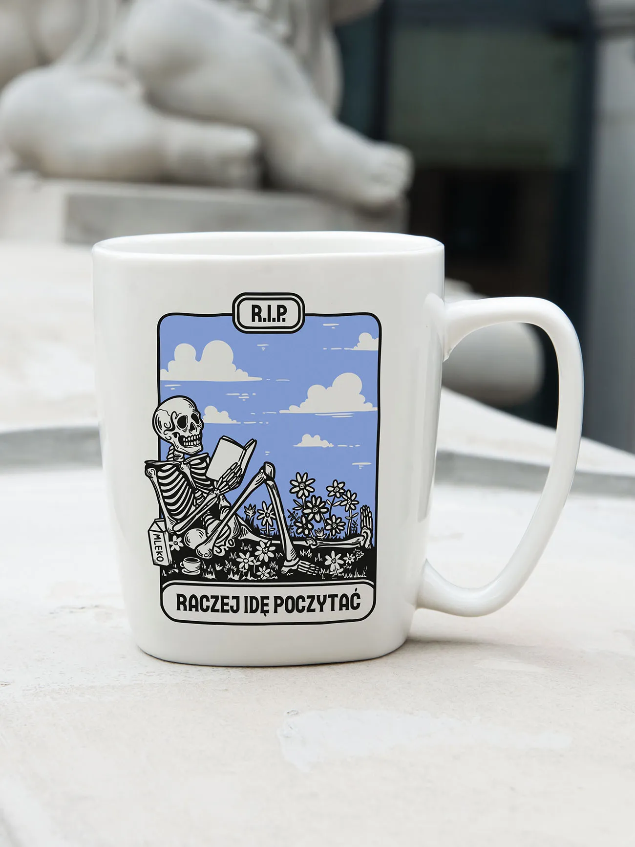 R.I.P. – RACZEJ IDĘ POCZYTAĆ / kubek biały z uchem prezent dla mola książkowego